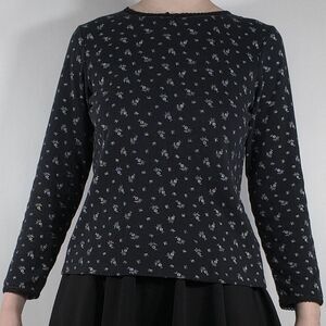 Vintage Lacy Floral Printed Longsleeve Shirt w/ Bow Detail